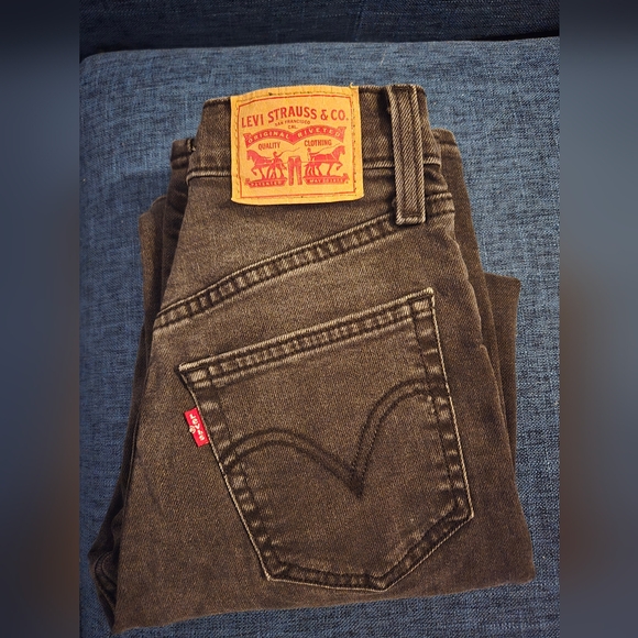 Levi's Ribcage Jeans - Picture 1 of 13